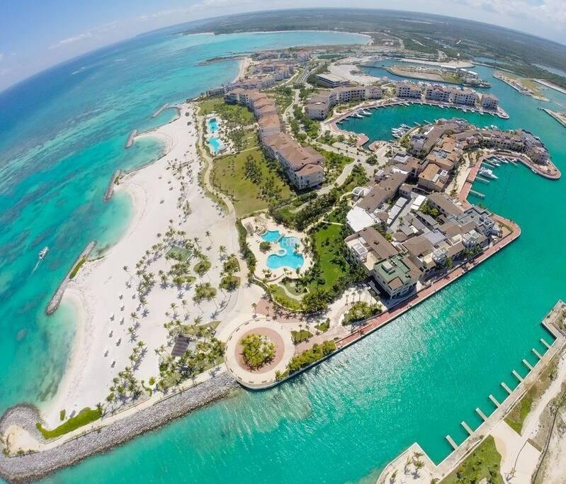Record-Breaking Tourism